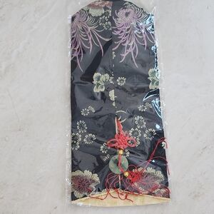 NWT's Chinese Wine Bottle Cover Vintage For Gift Giving